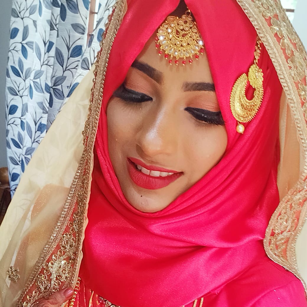 GLAMOUR LADIES BEAUTY SALON AND BOUTIQUE MANNARKKAD